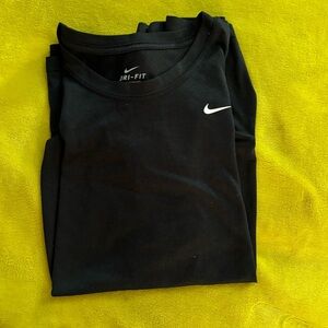 EUC XL Nike shirt